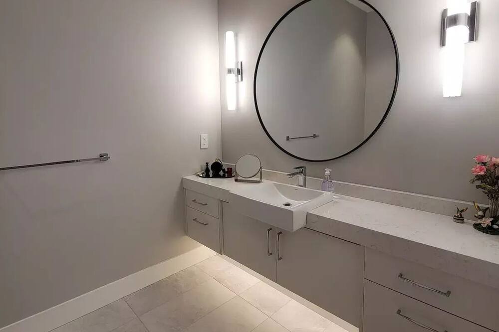Photo of Bathroom in Southwest Mission