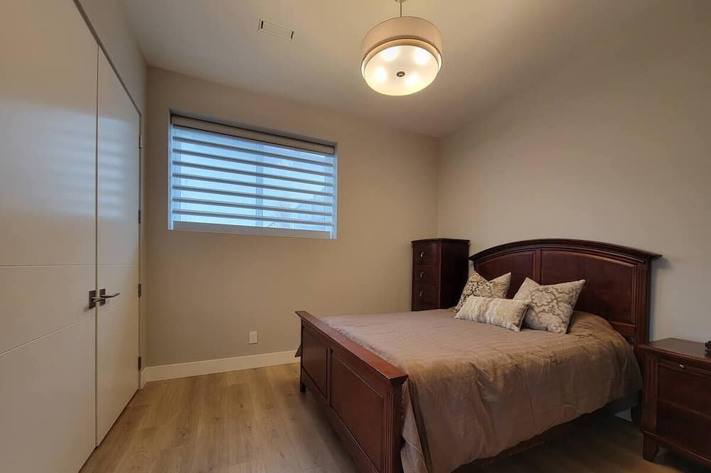 Photo of Bedroom in Southwest Mission