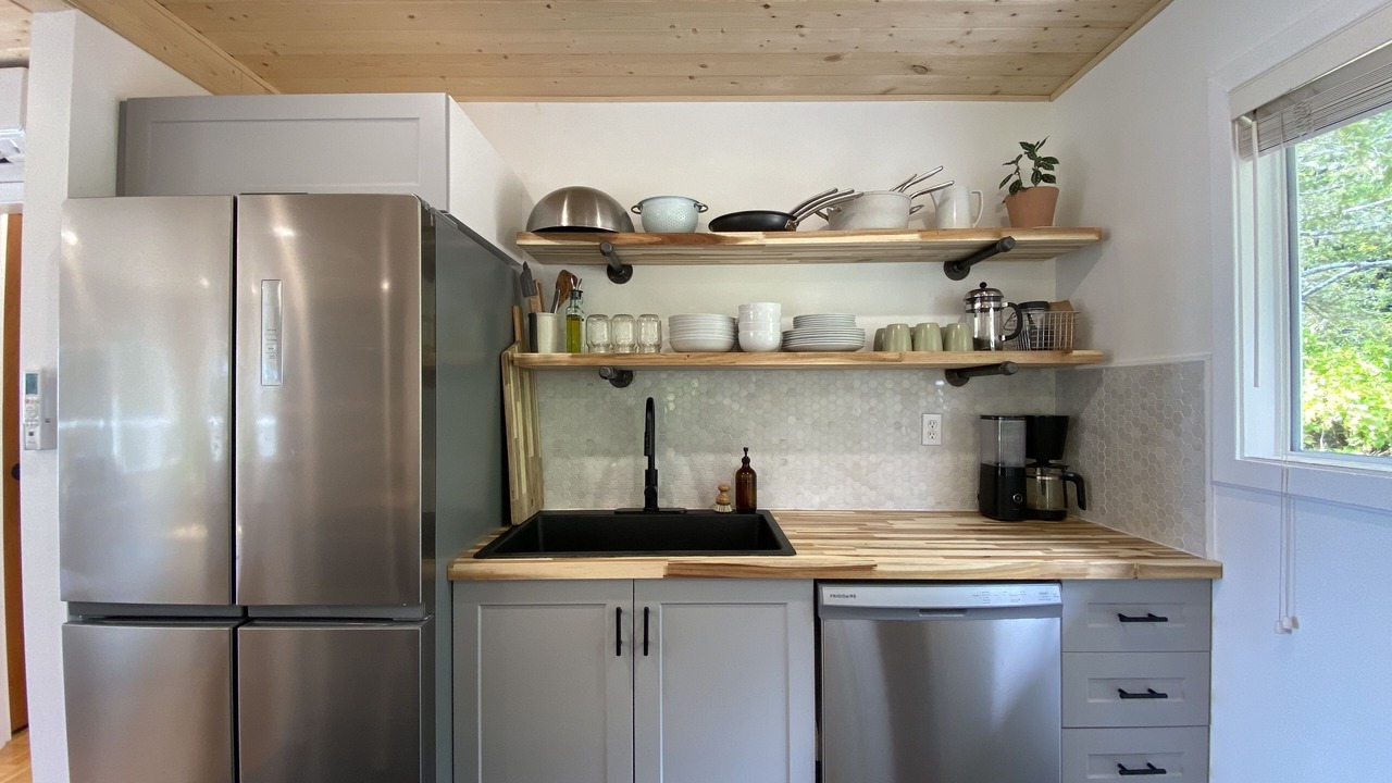 Photo of Kitchen in Juan de Fuca Electoral Area