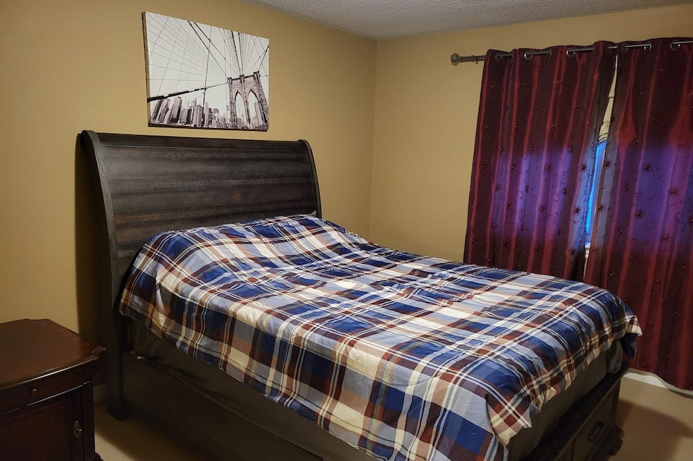 Photo of Bedroom in Leitrim