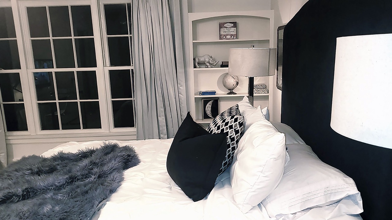 Photo of Bedroom in Dundarave