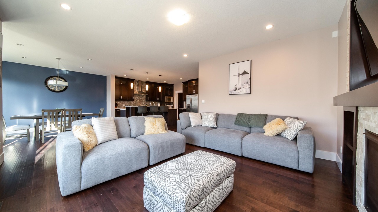 Photo of Livingroom in Northwest Edmonton