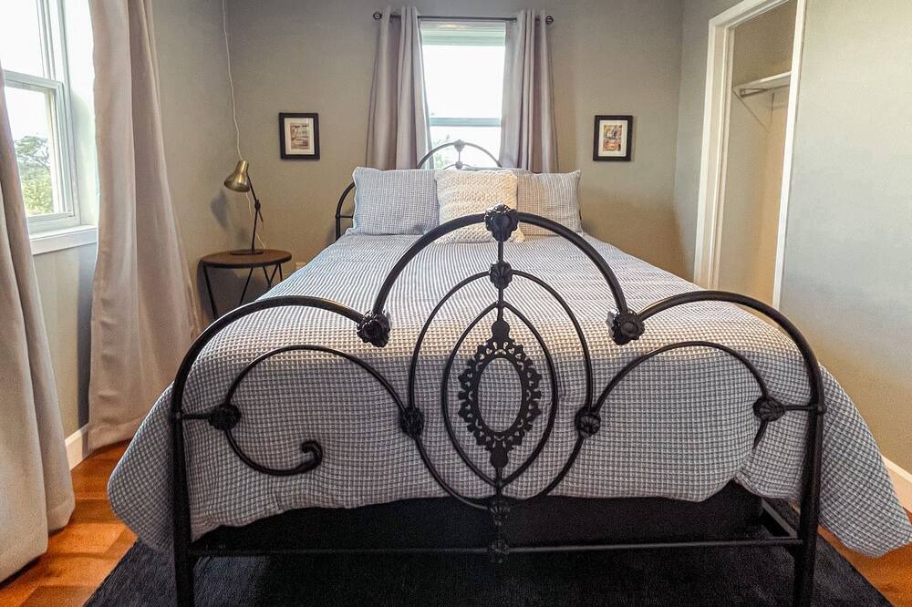 Photo of Bedroom in Naufrage
