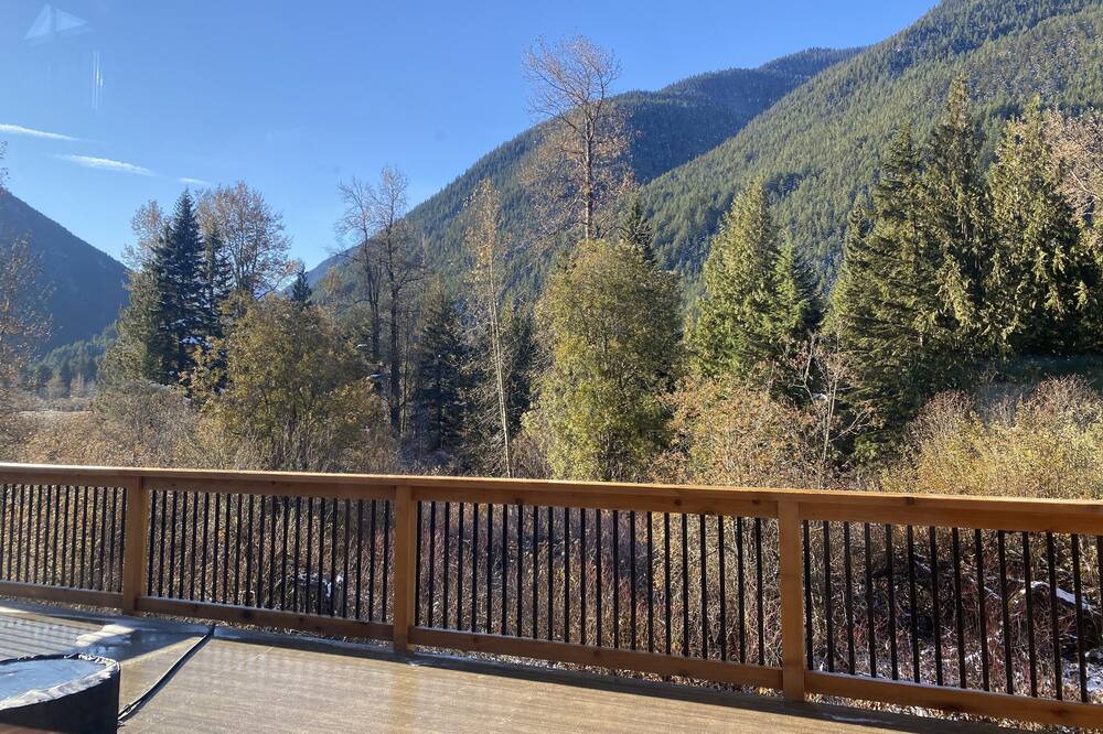 Photo of Outdoor in Sunshine Valley