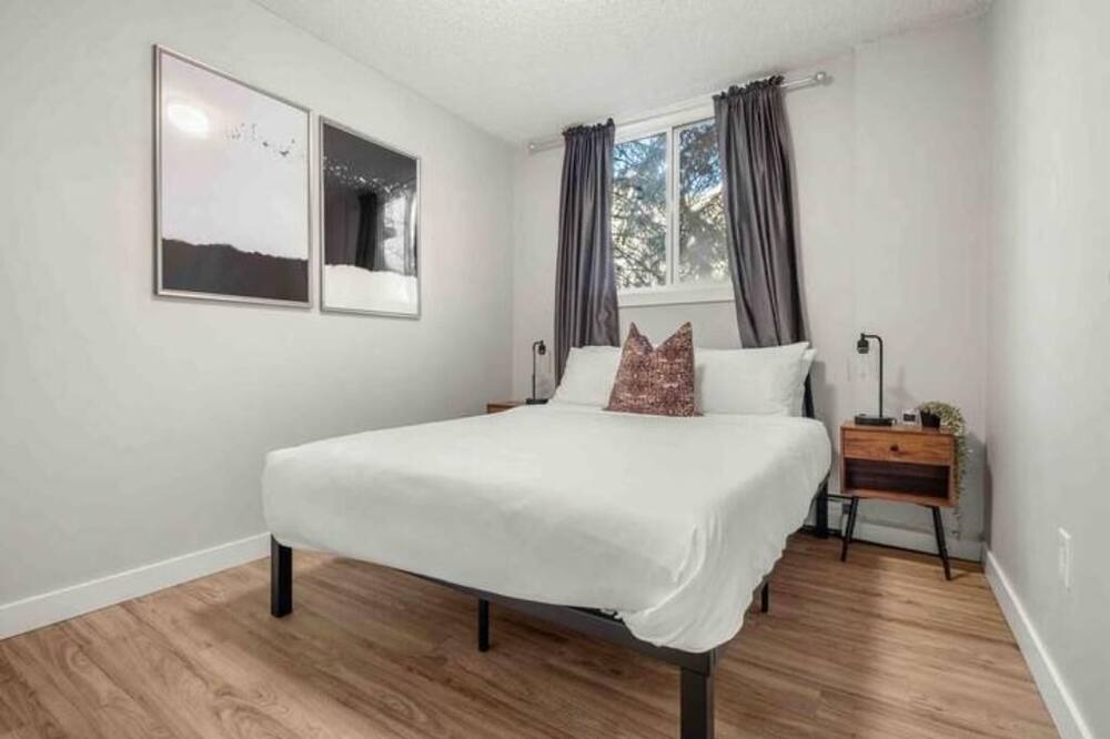 Photo of Bedroom in Mission District