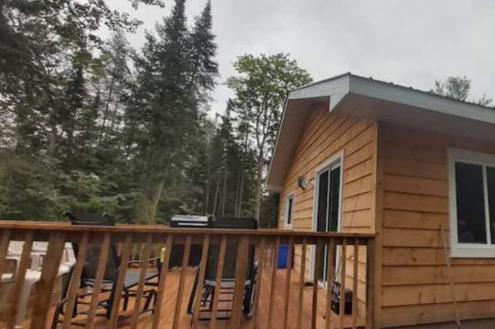 Photo of Outdoor in Thorne