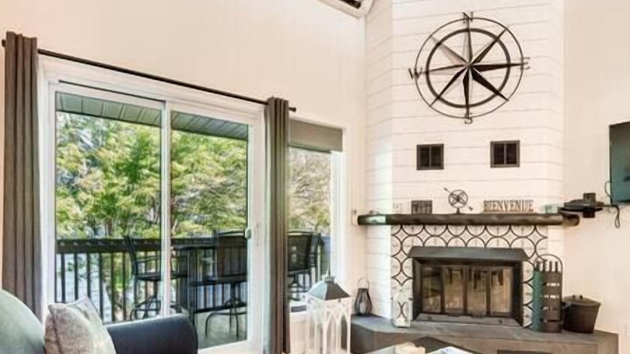 Photo of Livingroom in Magog
