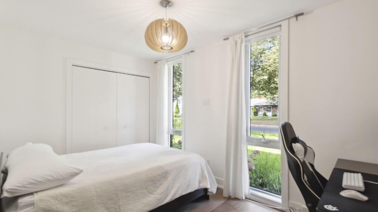 Photo of Bedroom in Candiac