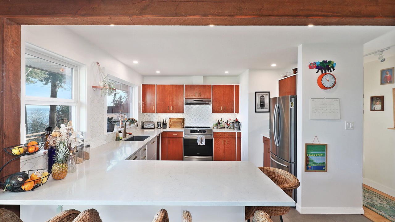 Photo of Kitchen in Courtenay