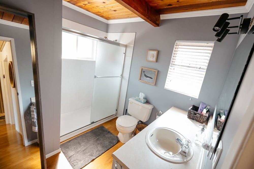 Photo of Bathroom in Pender Island