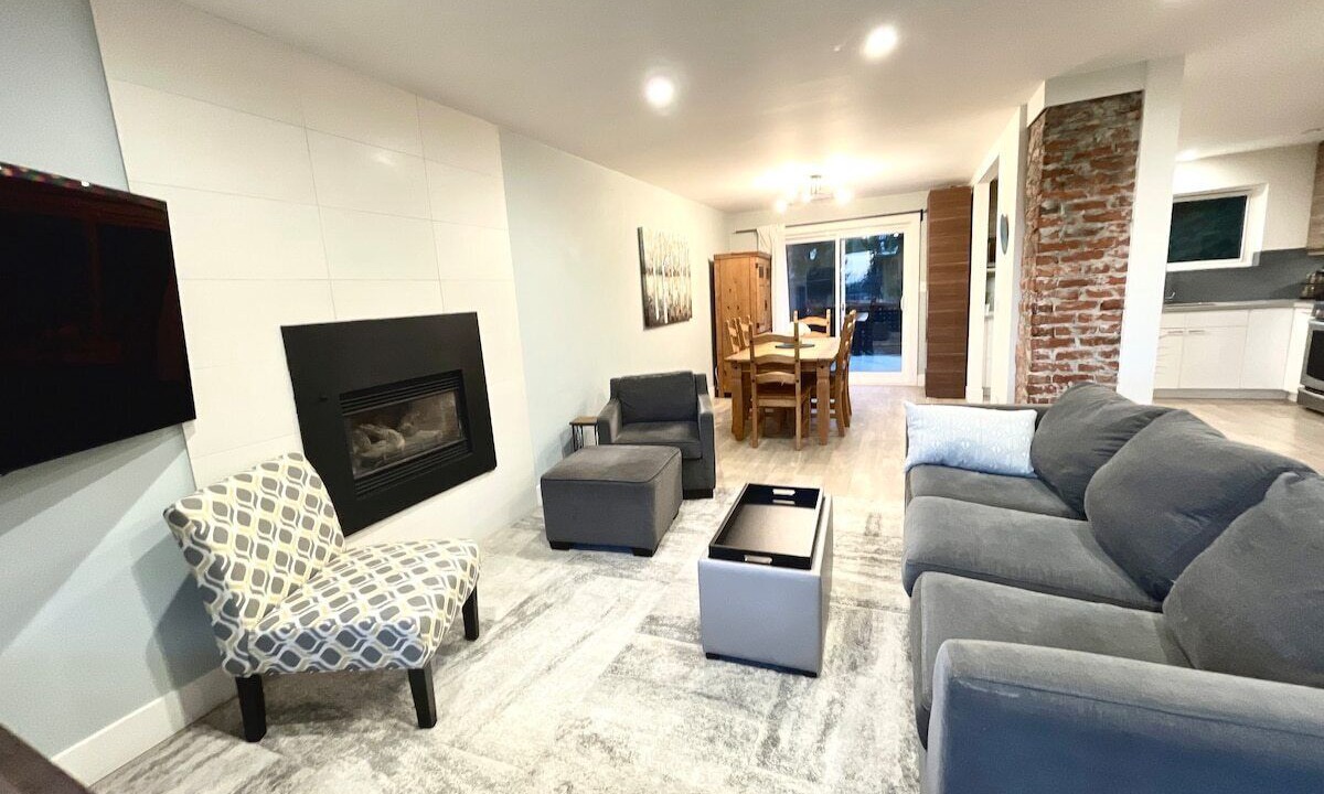 Photo of Livingroom in Upper Lonsdale