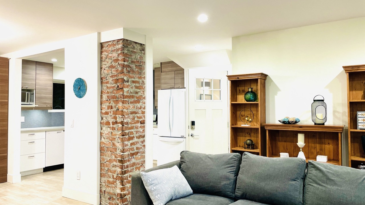 Photo of Livingroom in Upper Lonsdale
