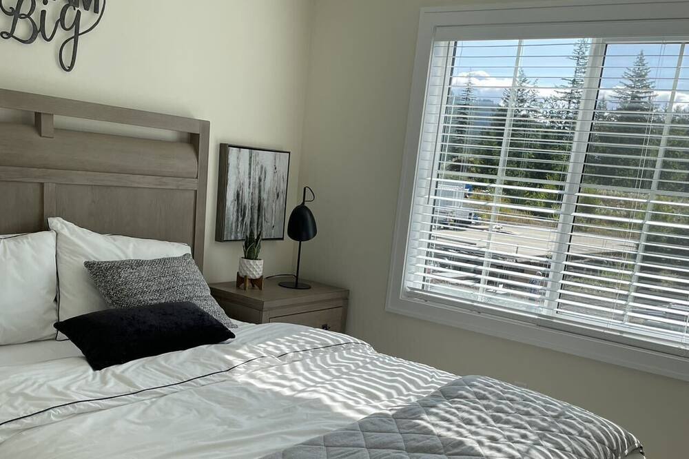 Photo of Bedroom in Harrison Mills