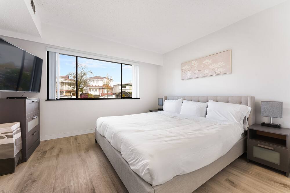Photo of Bedroom in Fraserview