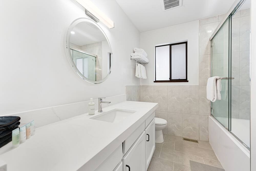 Photo of Bathroom in Fraserview
