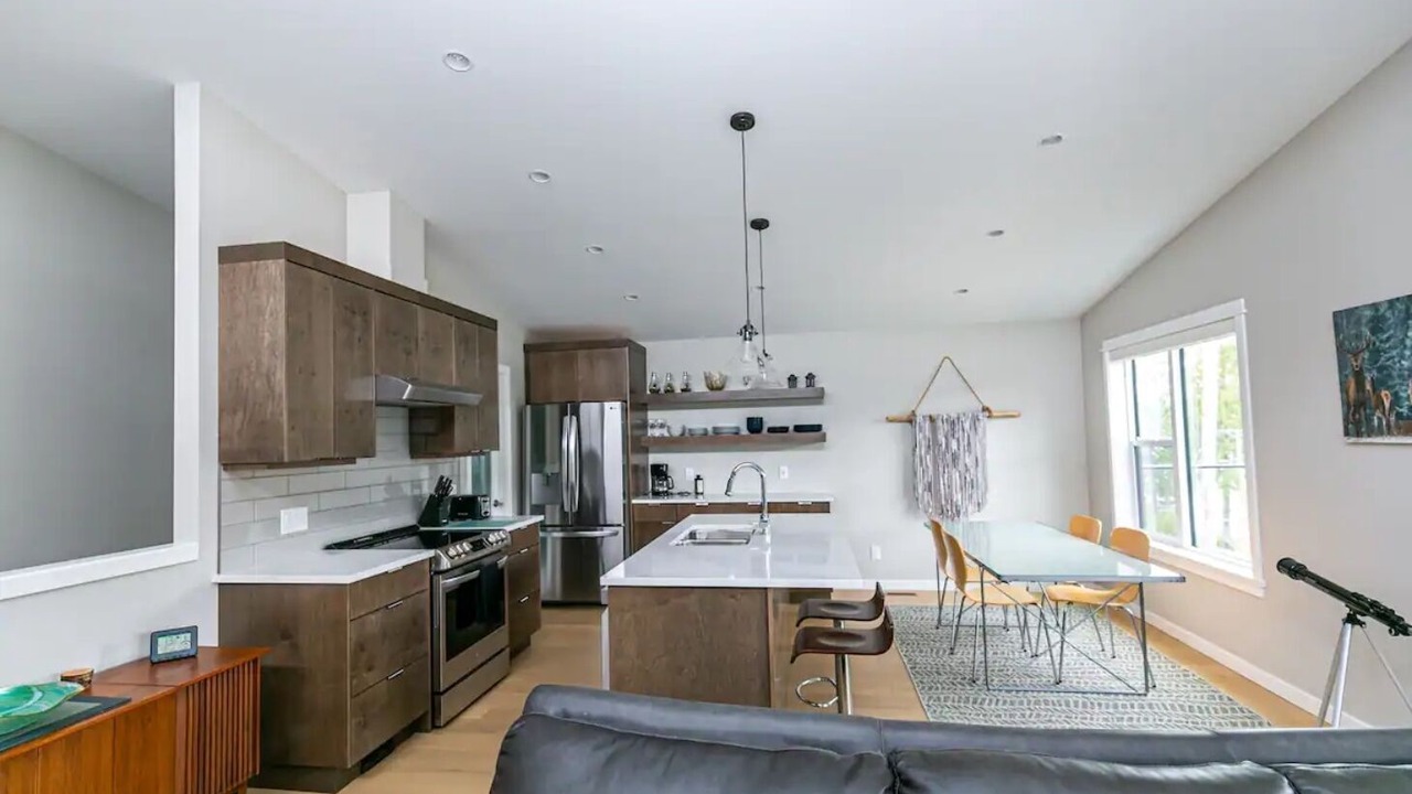 Photo of Kitchen in Youbou