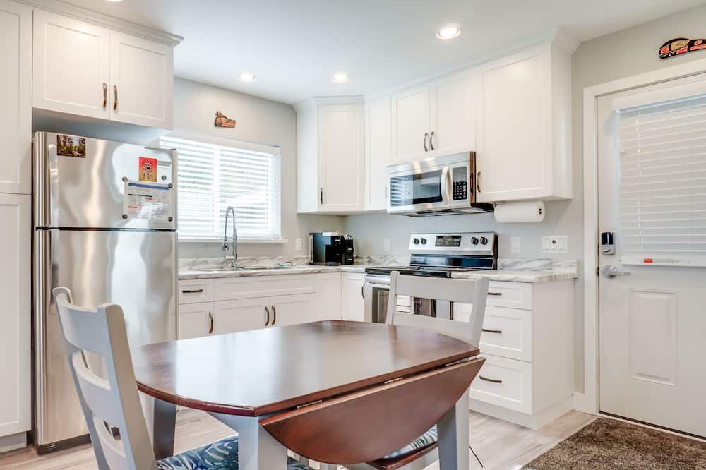 Photo of Kitchen in Port Alberni