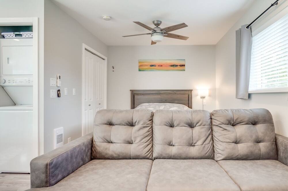 Photo of Livingroom in Port Alberni