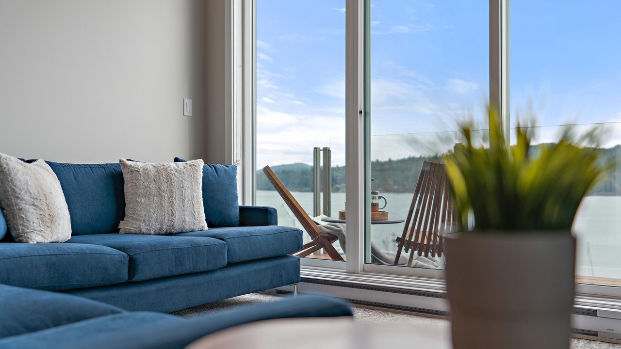 Photo of Livingroom in Sooke