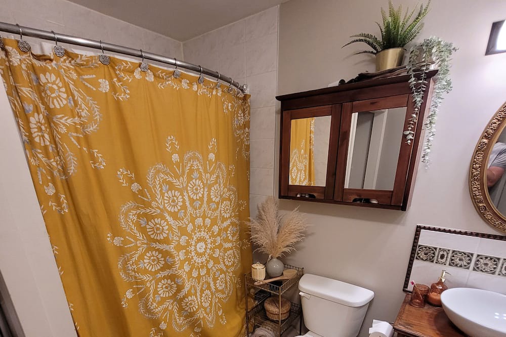 Photo of Bathroom in Coleman