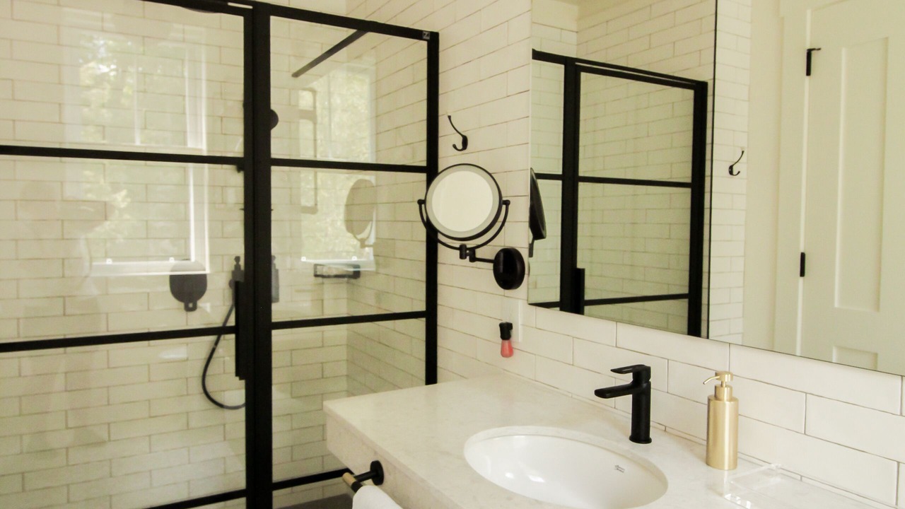 Photo of Bathroom in Georgeville