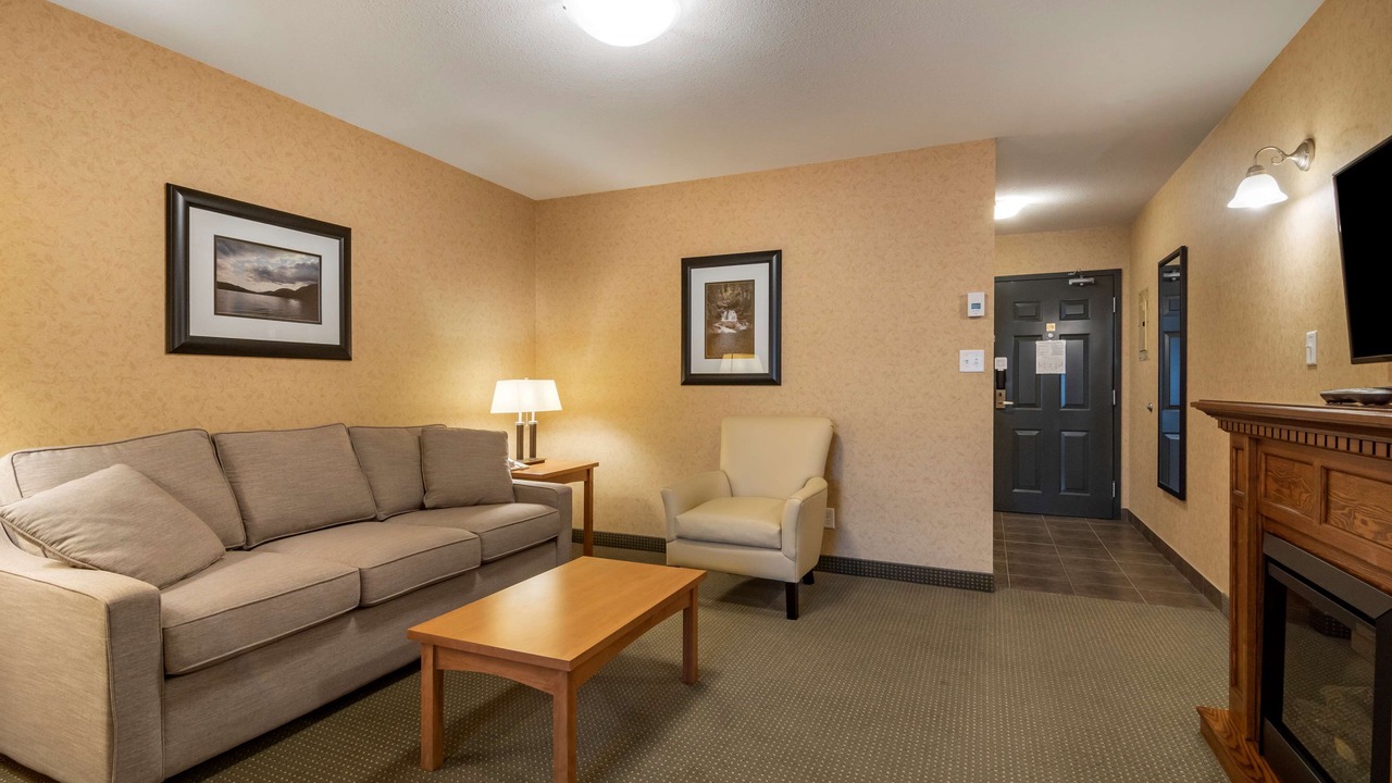Photo of Livingroom in Sicamous