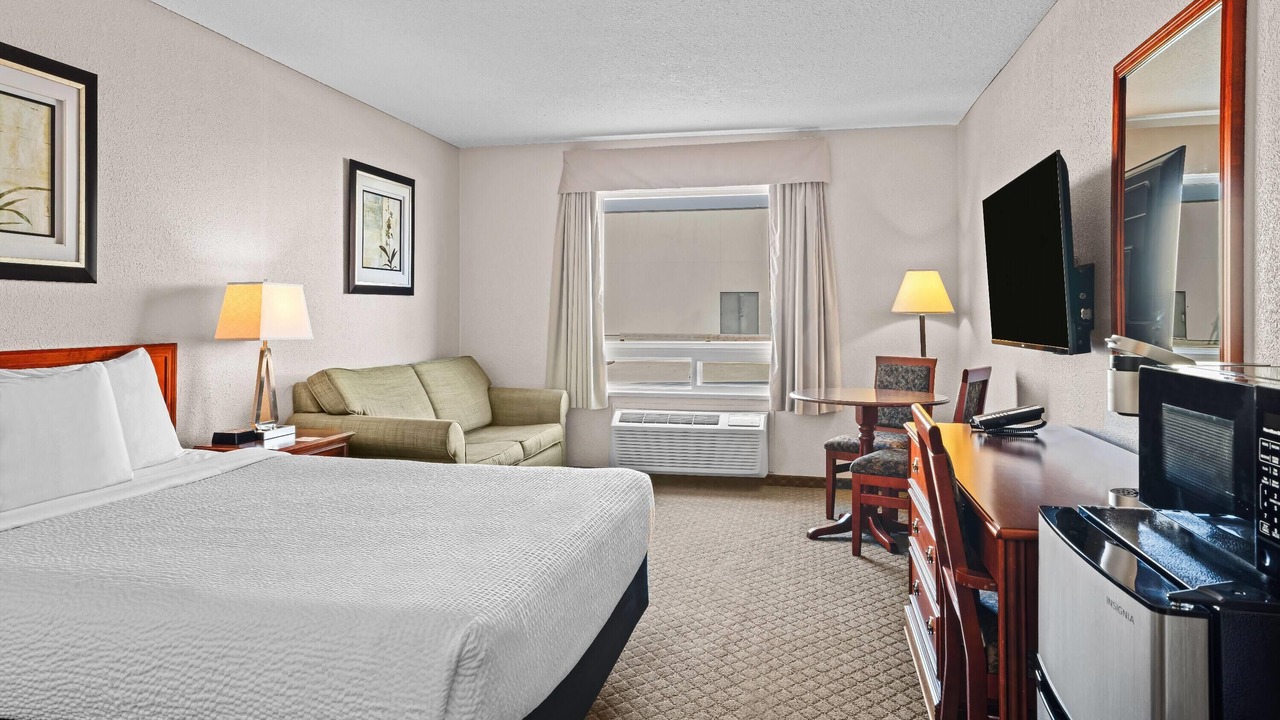 Photo of Bedroom in Winkler