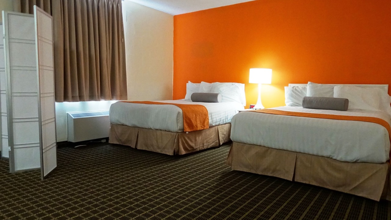 Photo of Bedroom in Tillsonburg