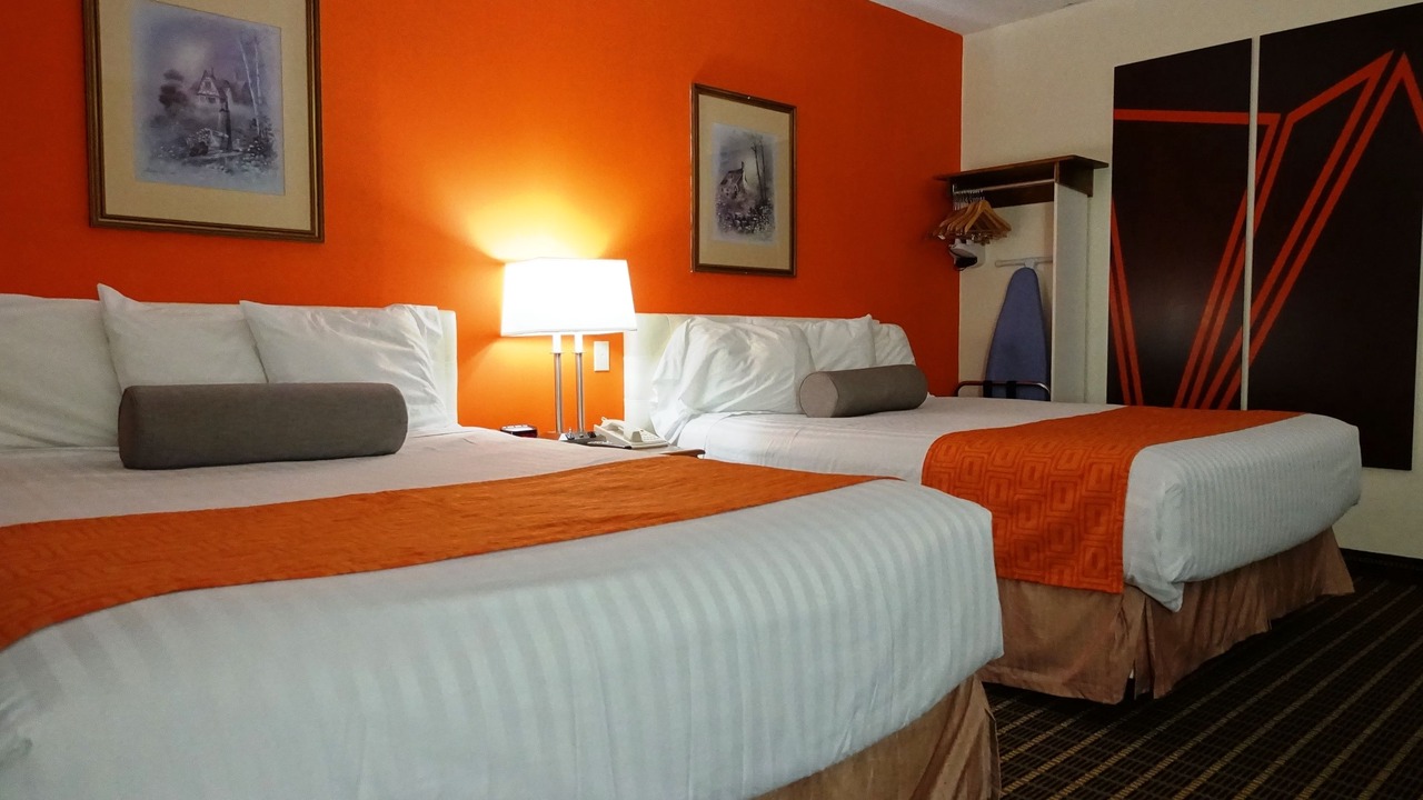 Photo of Bedroom in Tillsonburg