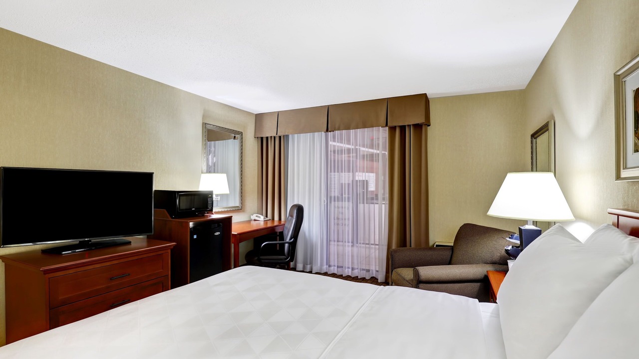 Photo of Bedroom in Laval