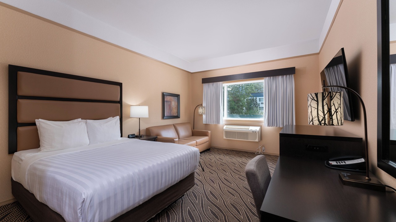 Photo of Bedroom in Golden