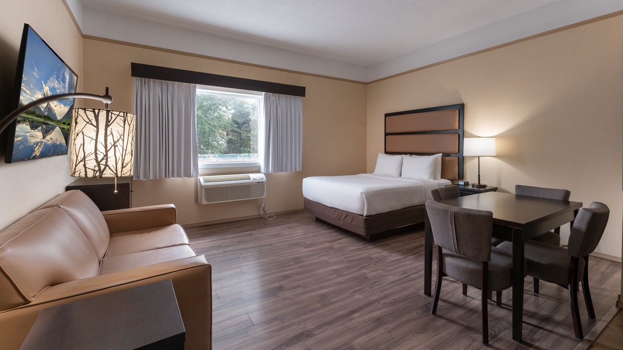 Photo of Bedroom in Golden