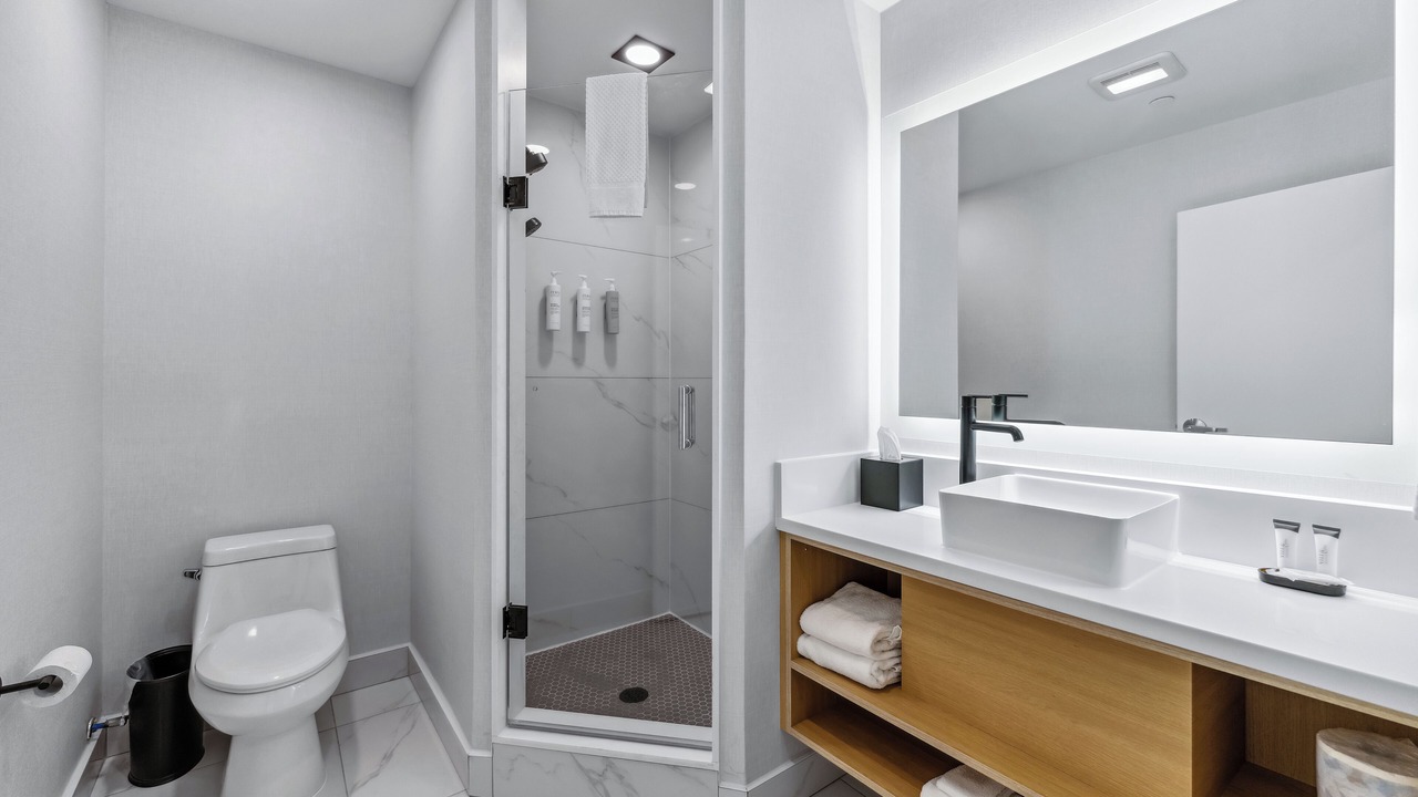Photo of Bathroom in Fallsview
