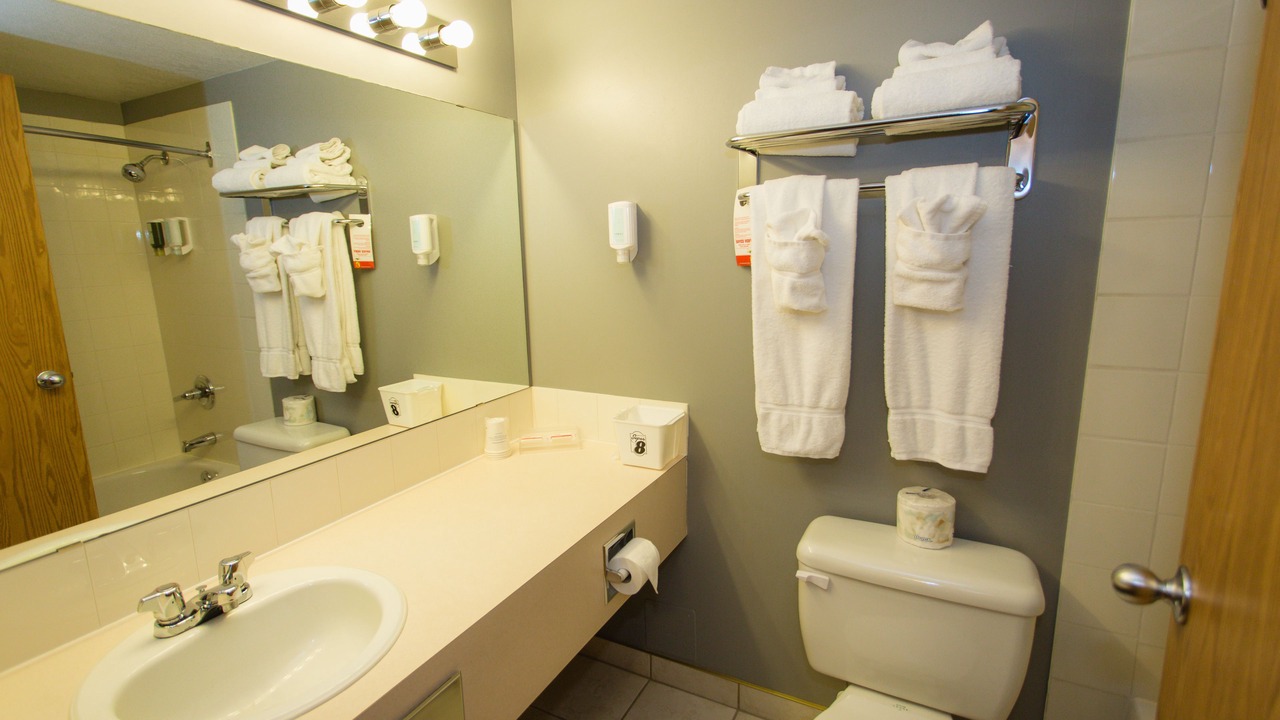 Photo of Bathroom in Drayton Valley