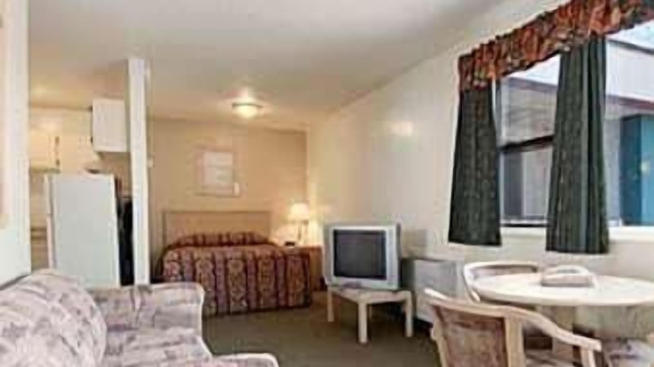 Photo of Livingroom in Red Deer