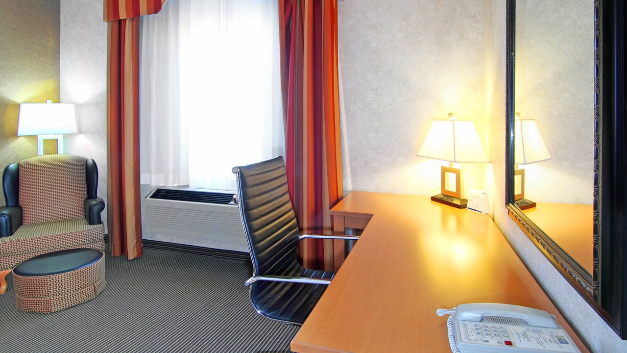 Photo of Bedroom in Lake Bonavista