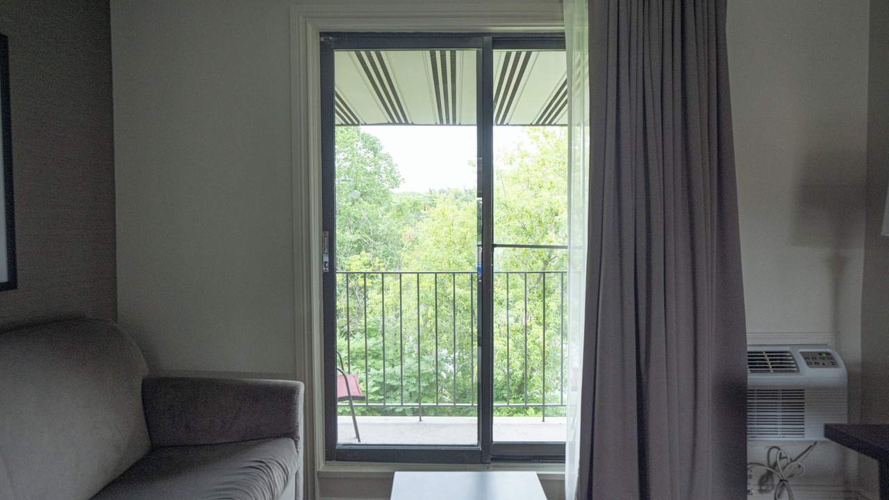 Photo of Bedroom in Ottawa Division