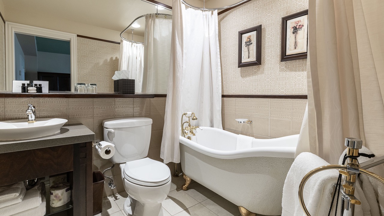 Photo of Bathroom in Plateau
