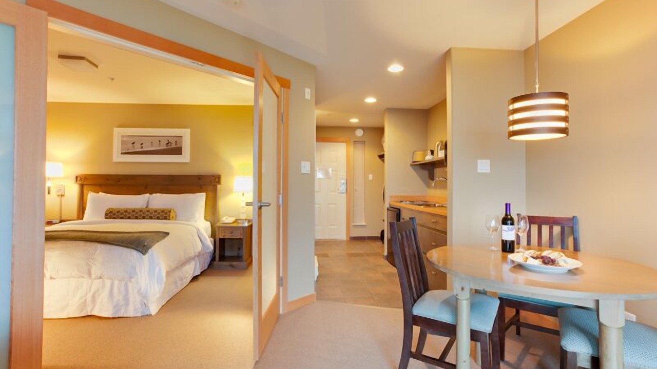 Photo of Livingroom in Courtenay