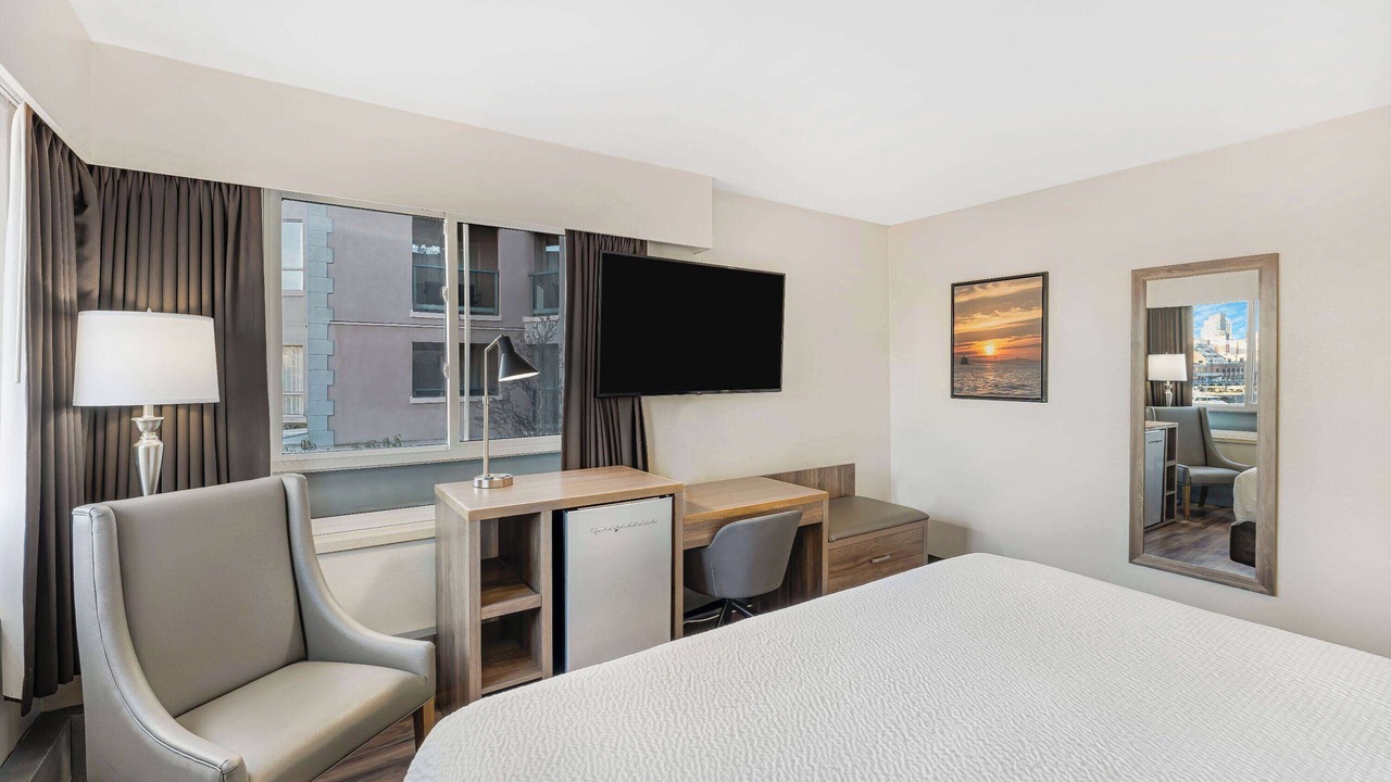 Photo of Bedroom in Inner Harbour