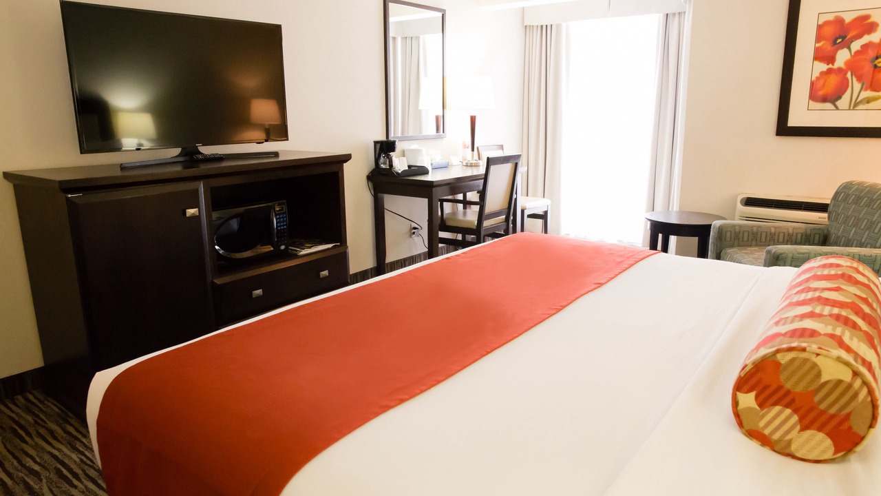 Photo of Bedroom in Central Hamilton