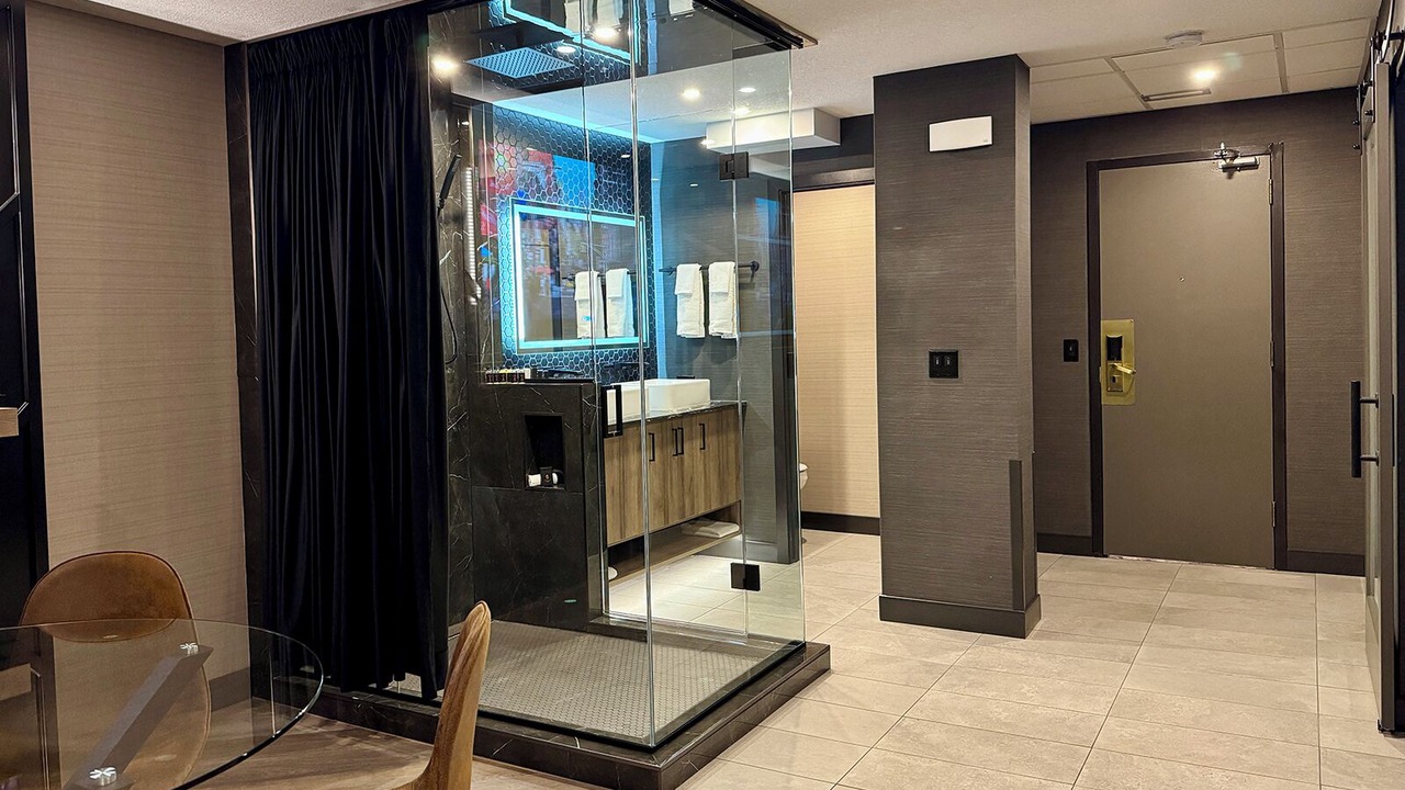 Photo of Bathroom in Haysboro