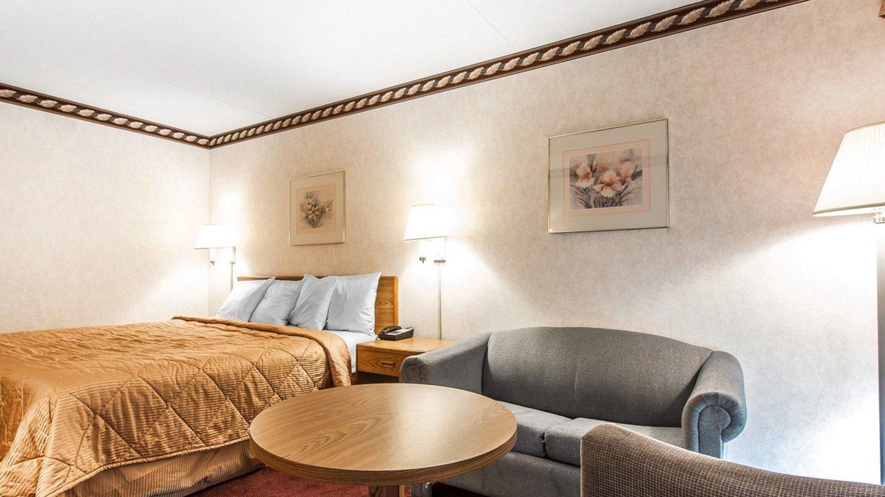 Photo of Livingroom in Sweetwater