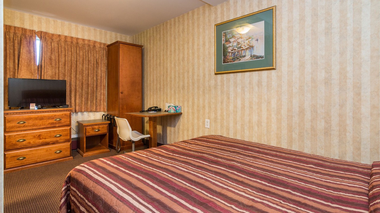 Photo of Bedroom in Southwest Calgary