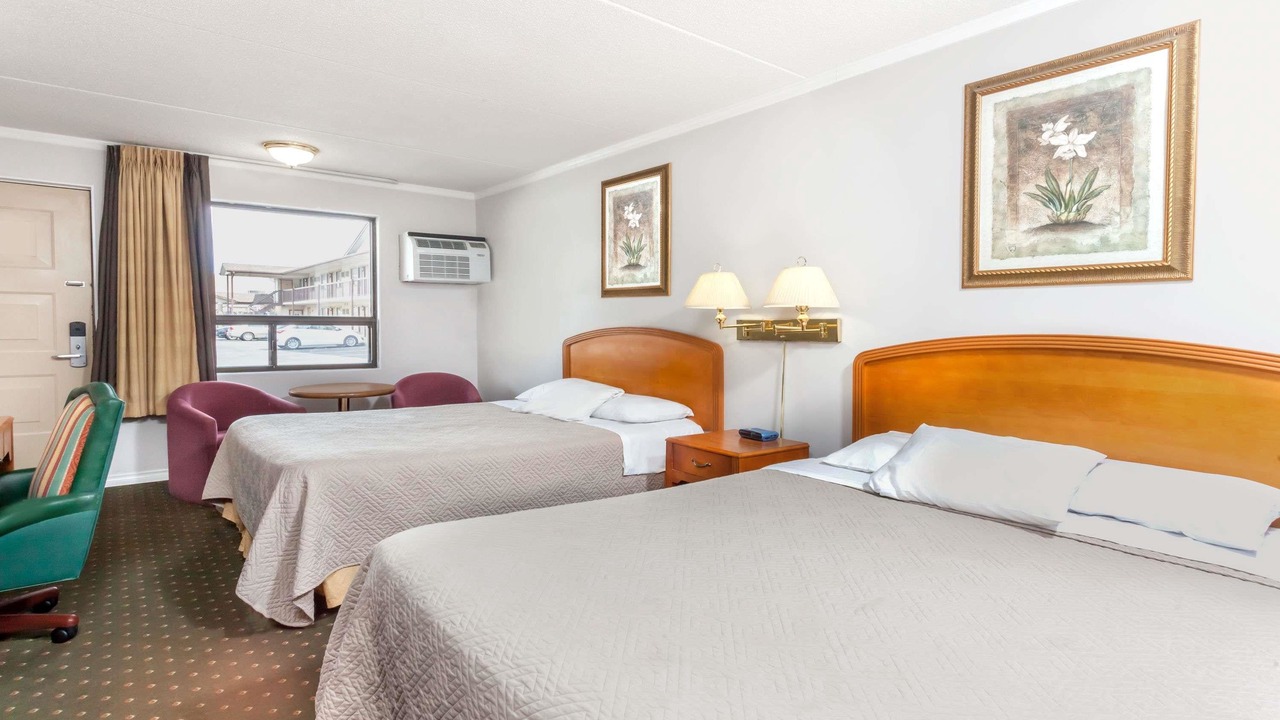 Photo of Bedroom in Niagara Falls