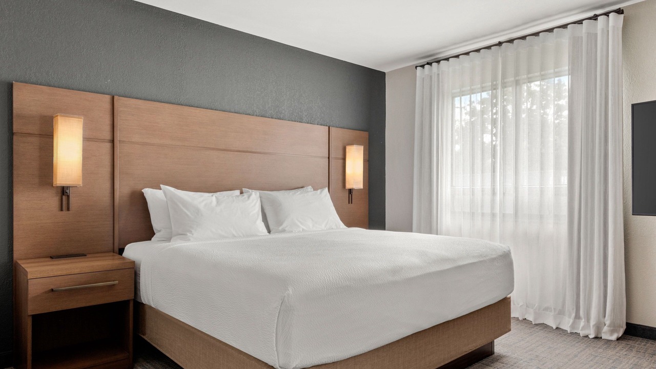 Photo of Bedroom in Laval
