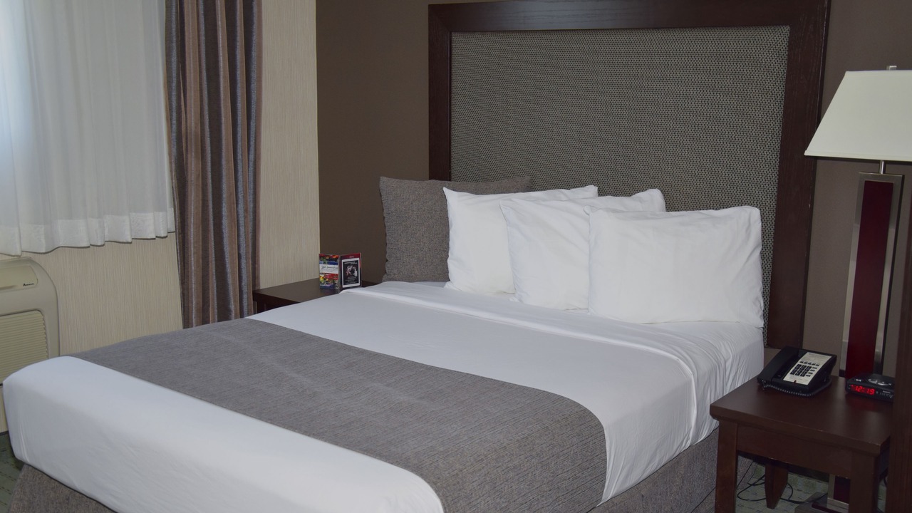 Photo of Bedroom in South Lethbridge