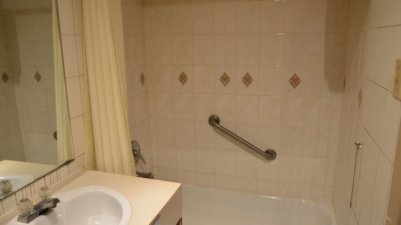 Photo of Bathroom in Saint-liboire