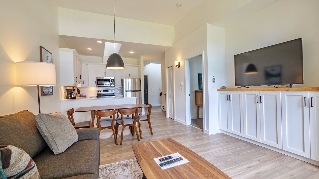 Photo of Livingroom in Ucluelet