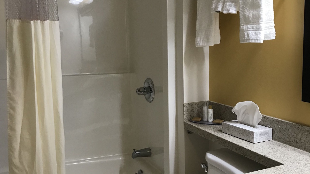 Photo of Bathroom in Neepawa